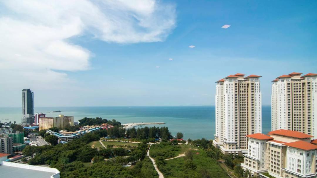 Jazz 313 Cosy 2-Bedroom Suite With Pool & Seaview Bagan Jermal ภายนอก รูปภาพ